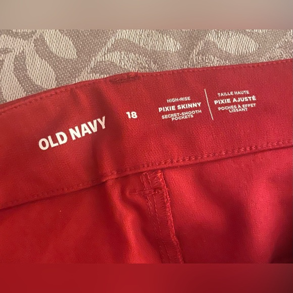 Women’s Red Pants - Picture 4 of 4